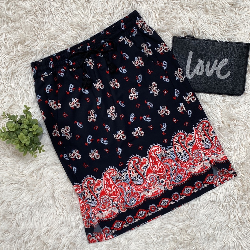 🎉HP🎉 Loft Paisley Midi Skirt 💗 Black & Red